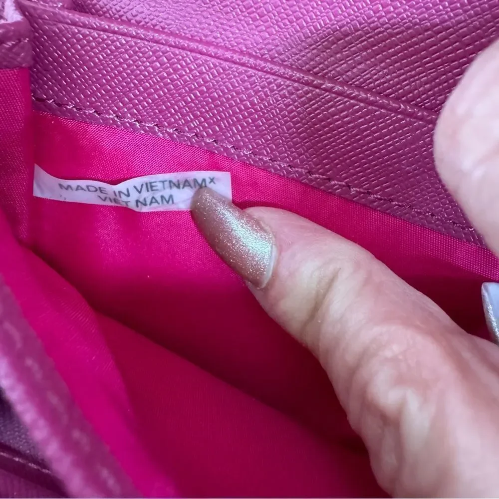 COACH Laura Fuchsia Patent Leather Metal Logo Trifold Wallet